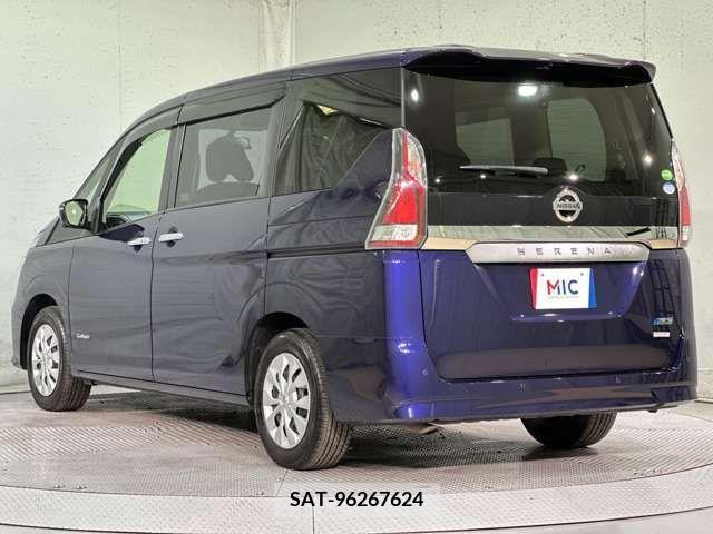 Nissan SERENA 2017-10 324919-10