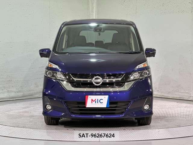 Nissan SERENA 2017-10 324919-6