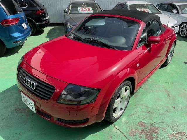 Audi TT 2002-11 20643-12