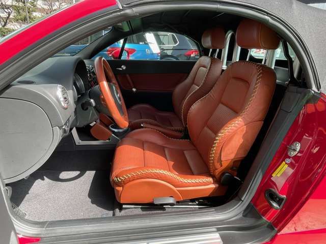 Audi TT 2002-11 20643-18