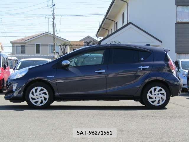 Toyota AQUA 2015-10 209026-4