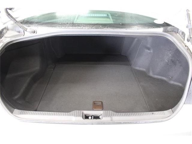 Toyota CROWN SEDAN 2018-08 182373-12