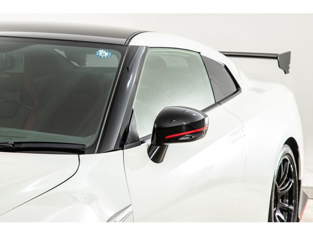 Nissan GT-R 2019-10 8615-16