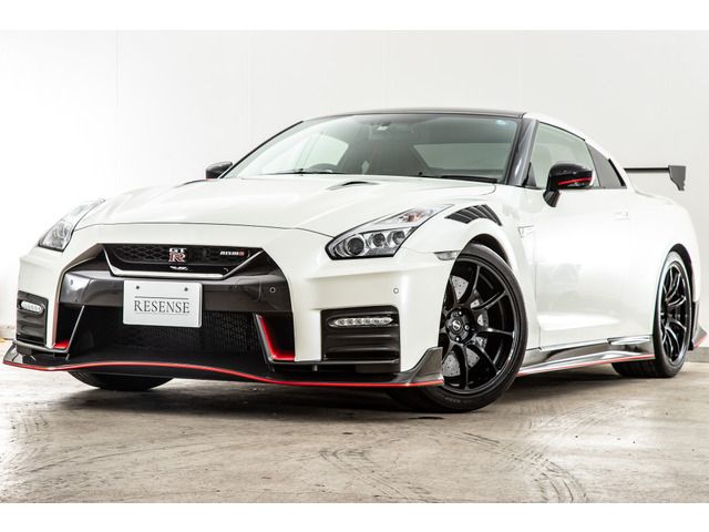 Nissan GT-R 2019-10 8615-5