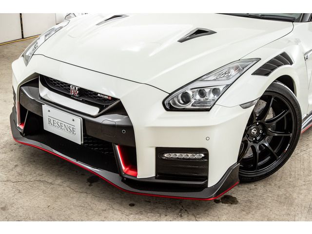 Nissan GT-R 2019-10 8615-18