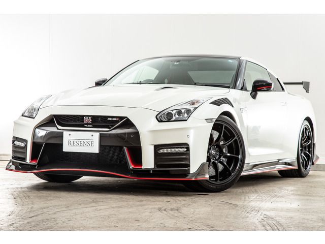 Nissan GT-R 2019-10 8615-4