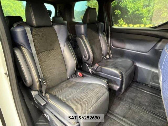 Toyota VELLFIRE 2017-01 243396-10