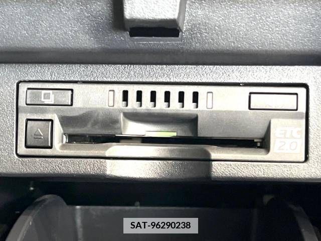 Toyota ALPHARD 2018-02 338681-7