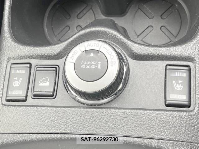 Nissan X-TRAIL 2015-07 383166-3