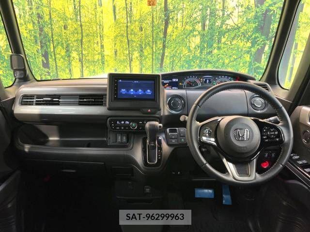 Honda N BOX CUSTOM 2022-12 307287-1