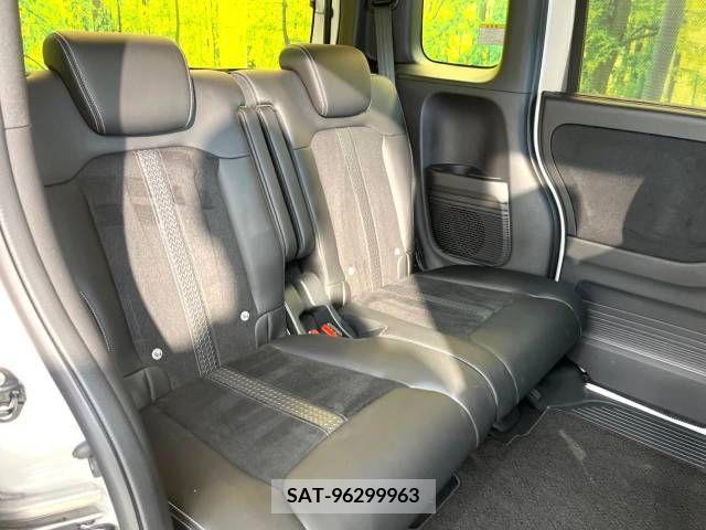 Honda N BOX CUSTOM 2022-12 307287-9