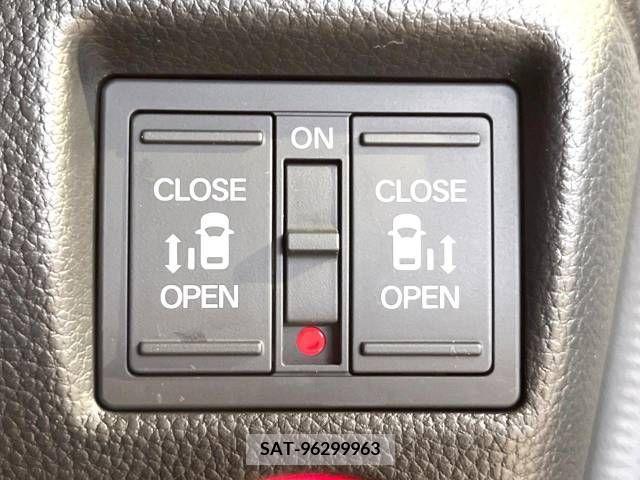Honda N BOX CUSTOM 2022-12 307287-4