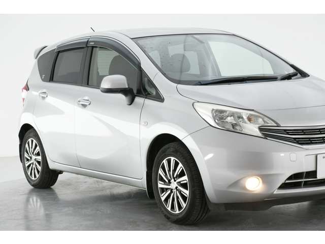Nissan NOTE 2013-02 21473-6