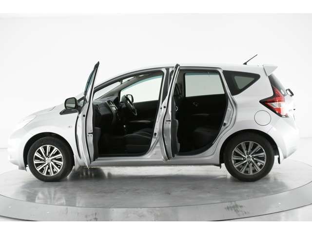 Nissan NOTE 2013-02 21473-8