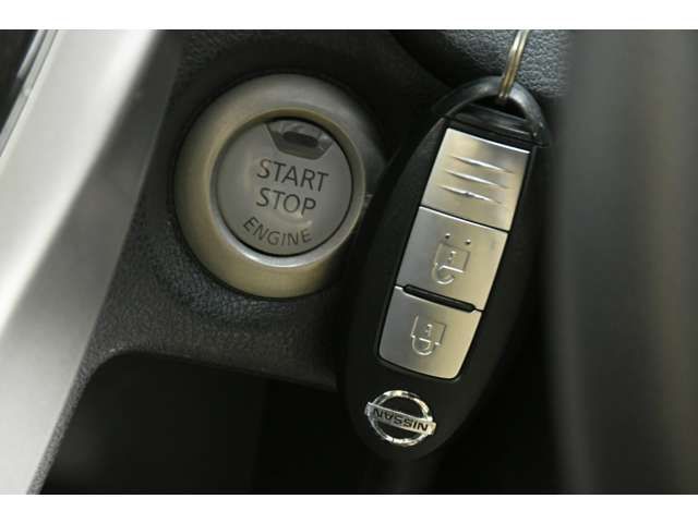 Nissan NOTE 2013-02 21473-17