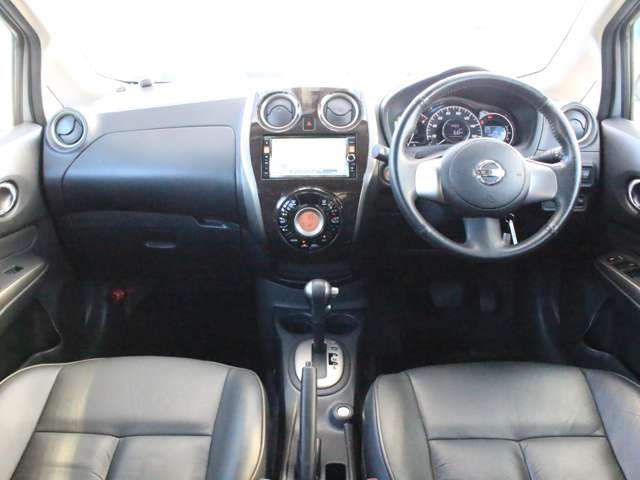 Nissan NOTE 2013-02 21473-1