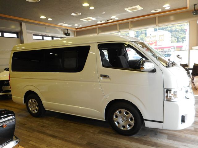 Toyota HIACE WAGON 2019-09 22687-5