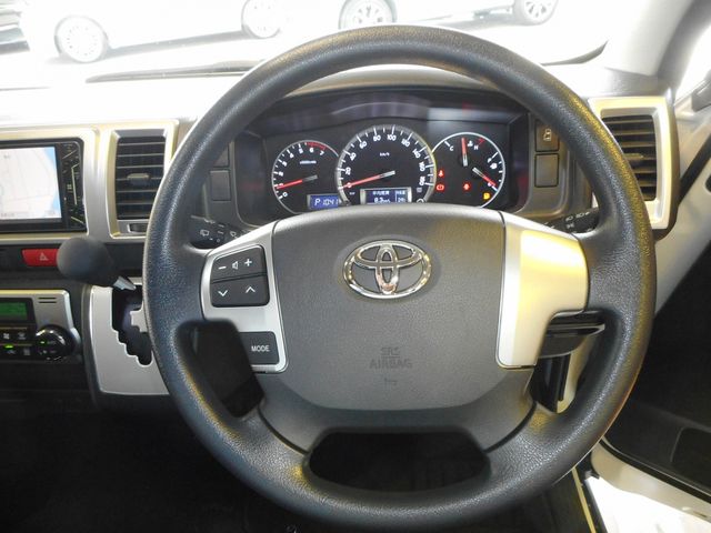 Toyota HIACE WAGON 2019-09 22687-13