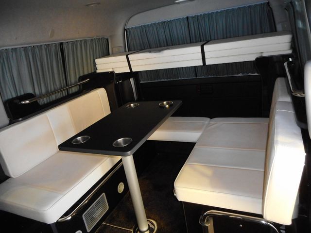 Toyota HIACE WAGON 2019-09 22687-23