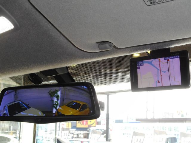 Toyota HIACE WAGON 2019-09 22687-8