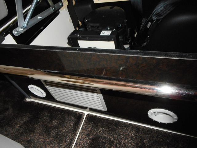 Toyota HIACE WAGON 2019-09 22687-26
