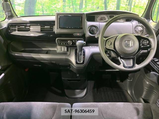 Honda N BOX CUSTOM 2021-05 307305-1
