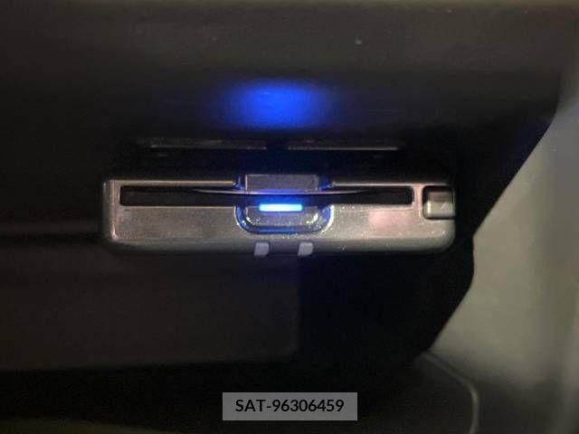 Honda N BOX CUSTOM 2021-05 307305-7