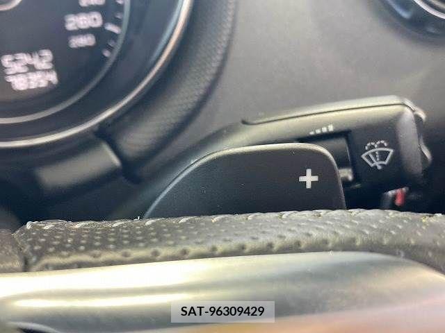 Audi TT 2012-08 316653-6