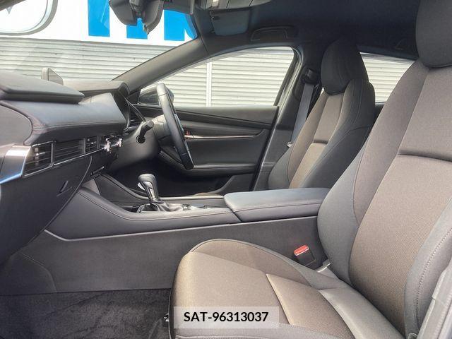 Mazda MAZDA3 2022-03 276427-8