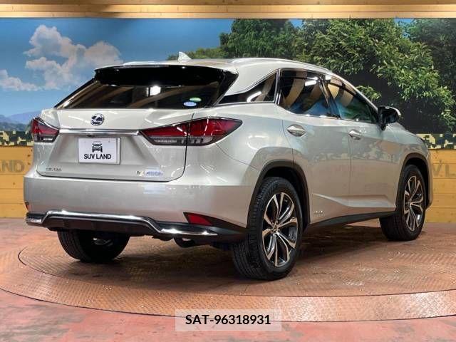 Lexus RX 2020-04 215841-17