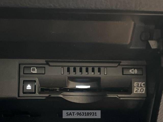 Lexus RX 2020-04 215841-7