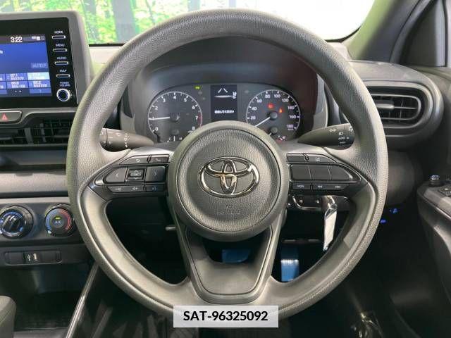 Toyota YARIS 2023-03 371459-11