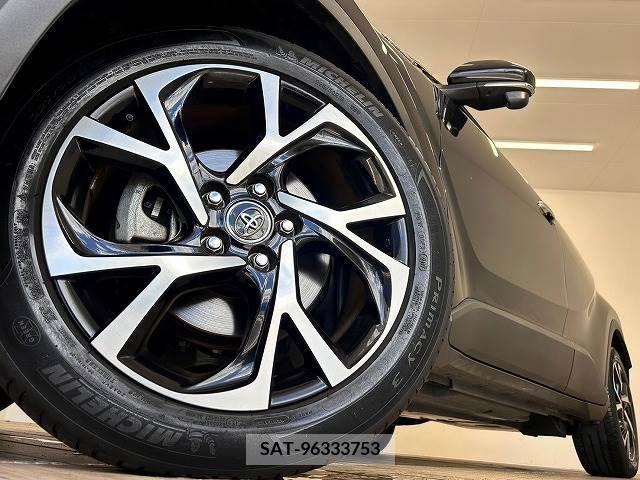 Toyota C-HR 2018-01 343291-19