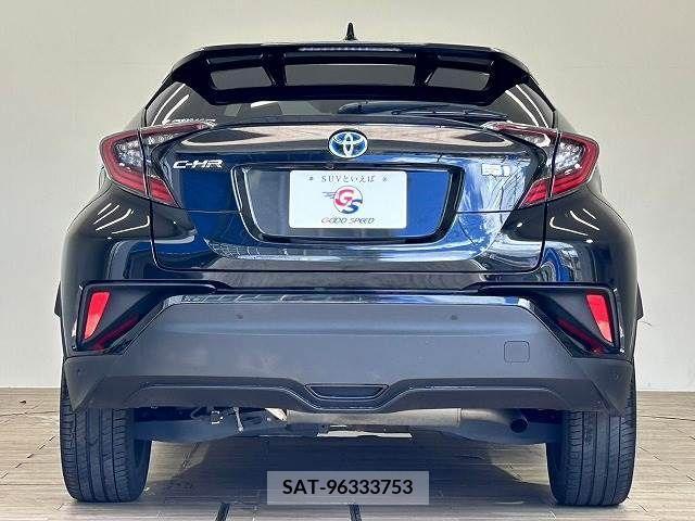 Toyota C-HR 2018-01 343291-14