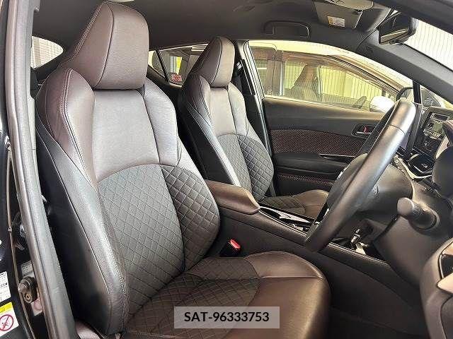 Toyota C-HR 2018-01 343291-11