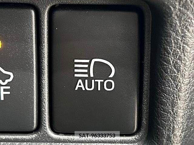 Toyota C-HR 2018-01 343291-6