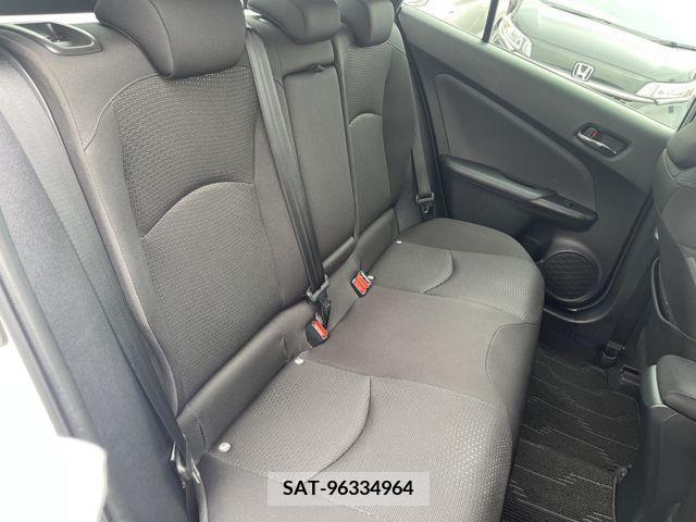 Toyota PRIUS 2019-06 377765-13