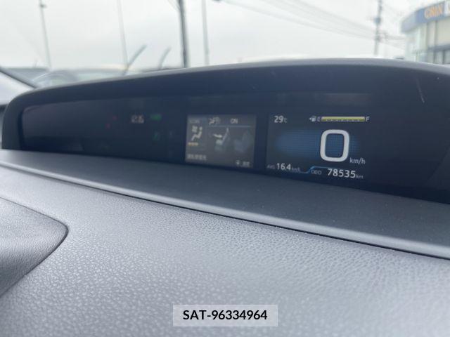 Toyota PRIUS 2019-06 377765-23