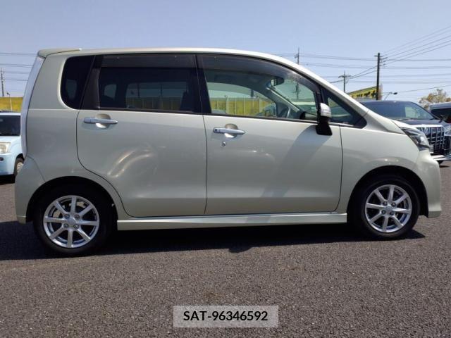 Daihatsu MOVE CUSTOM 2013-04 252622-10