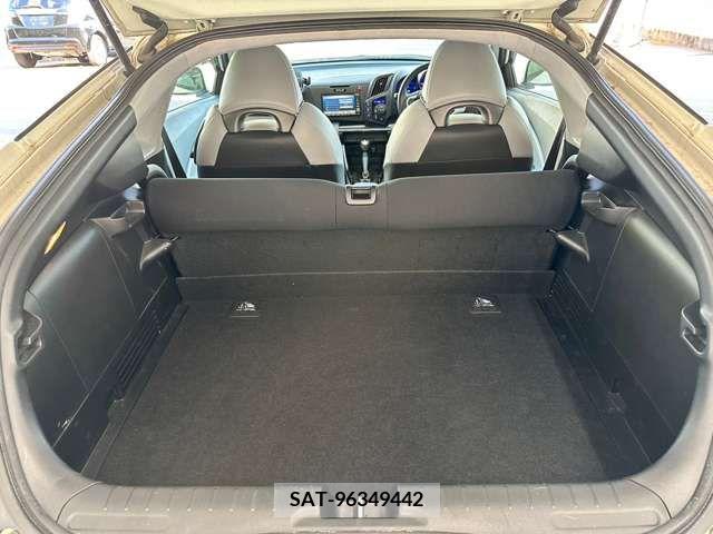 Honda CR-Z 2011-02 358386-8