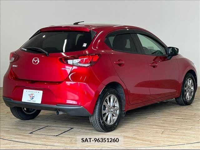 Mazda MAZDA2 2019-09 215362-13