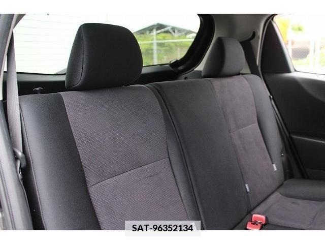 Toyota VITZ 2011-11 382824-13