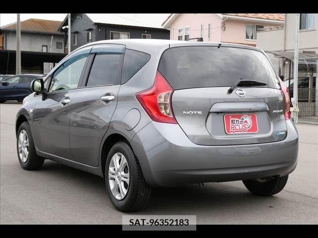 Nissan NOTE 2014-02 280117-17