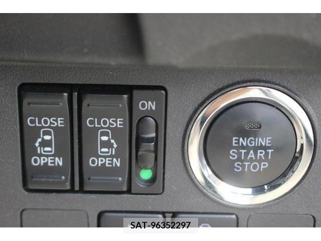 Toyota Pixis Mega 2019-04 310515-3