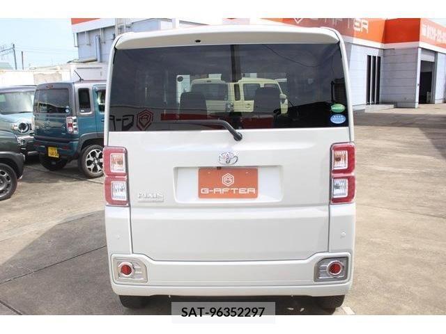 Toyota Pixis Mega 2019-04 310515-7
