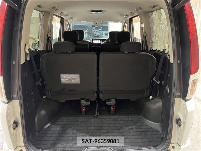 Nissan SERENA 2009-08 367629-10