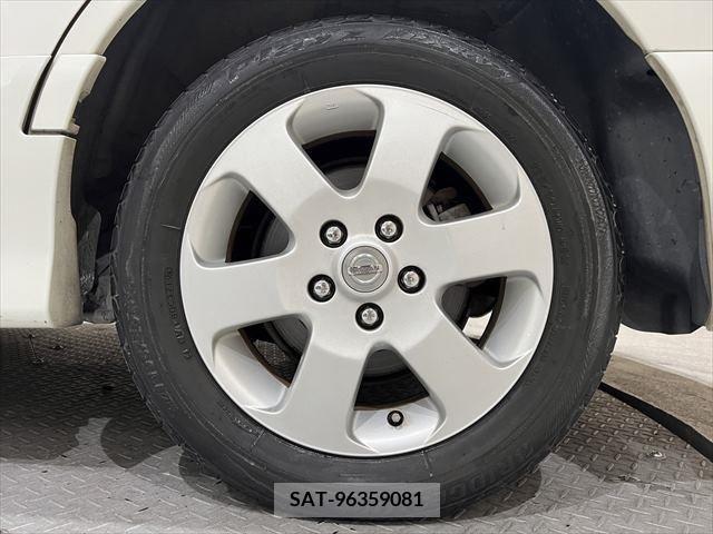 Nissan SERENA 2009-08 367629-28