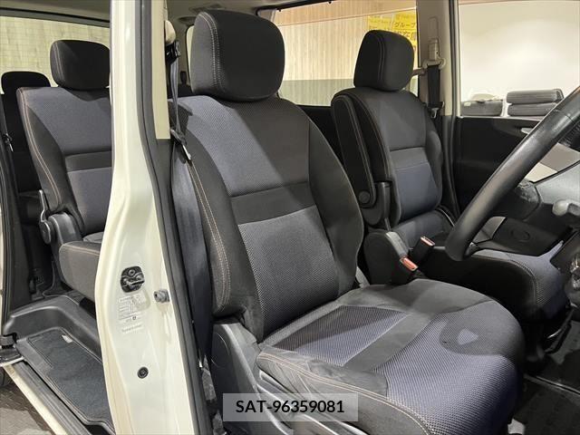 Nissan SERENA 2009-08 367629-7