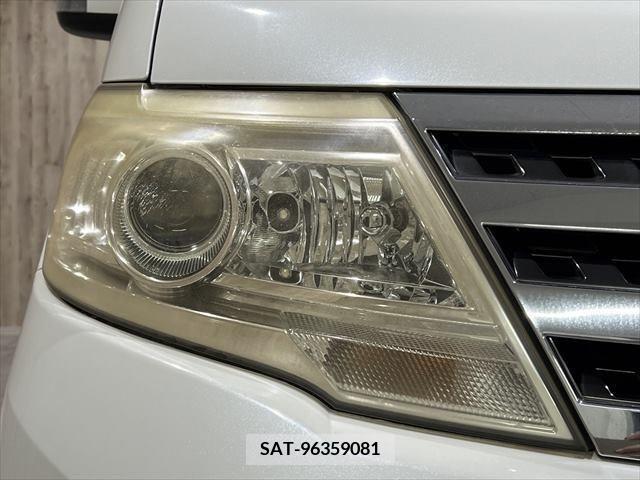 Nissan SERENA 2009-08 367629-22