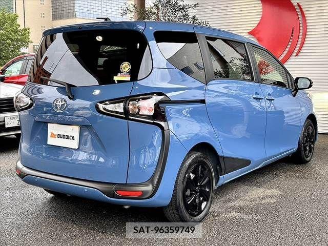 Toyota SIENTA 2021-11 325973-11